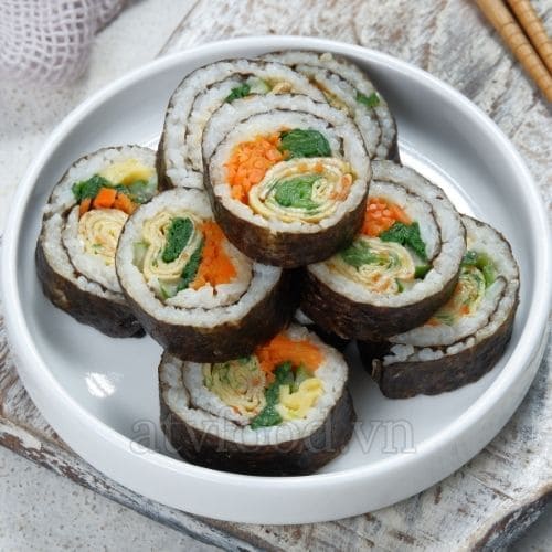 Lá rong biển cuộn KimBap